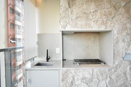 Apartamento à venda com 77m², 2 quartos e 1 vagaSacada