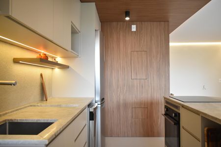 Apartamento à venda com 77m², 2 quartos e 1 vagaCozinha