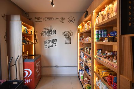Apartamento à venda com 77m², 2 quartos e 1 vagaMercadinho
