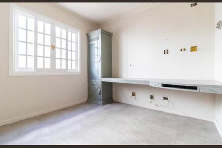 Casa de condomínio à venda com 390m², 4 quartos e 4 vagas Casa de condomínio à venda com 390m², 4 quartos e 4 vagasFoto 16