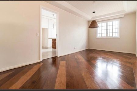 Casa de condomínio à venda com 390m², 4 quartos e 4 vagas Casa de condomínio à venda com 390m², 4 quartos e 4 vagasFoto 18