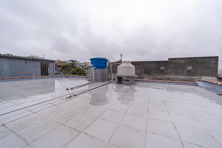 Casa para alugar com 90m², 2 quartos e 1 vaga Casa para alugar com 90m², 2 quartos e 1 vagaTerraço