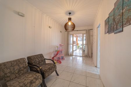 Casa para alugar com 90m², 2 quartos e 1 vaga Casa para alugar com 90m², 2 quartos e 1 vagaSala