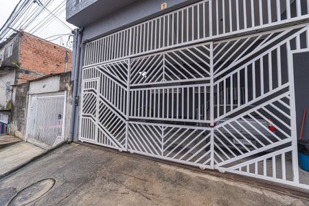 Casa para alugar com 90m², 2 quartos e 1 vaga Casa para alugar com 90m², 2 quartos e 1 vagaFachada