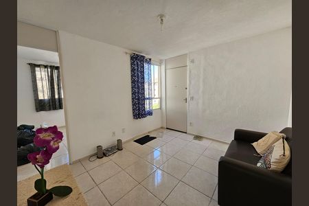 Sala de apartamento para alugar com 2 quartos, 50m² em Anil, Rio de Janeiro