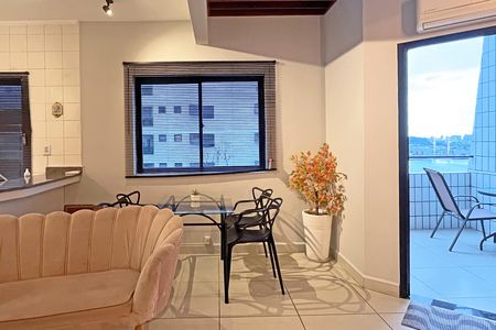 Apartamento para alugar com 90m², 1 quarto e 1 vagaSala
