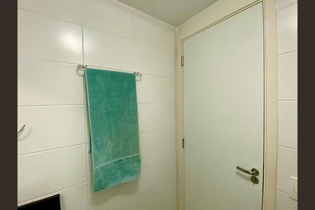 Apartamento para alugar com 57m², 3 quartos e 1 vaga Apartamento para alugar com 57m², 3 quartos e 1 vagaBanheiro 1
