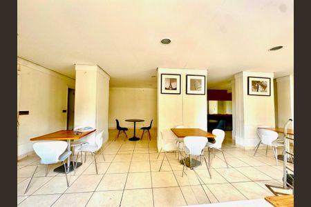 Apartamento para alugar com 57m², 3 quartos e 1 vaga Apartamento para alugar com 57m², 3 quartos e 1 vagaSalão de Festas