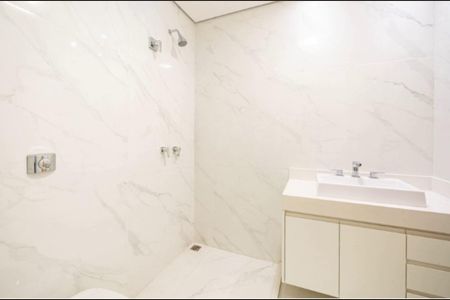 Casa de condomínio à venda com 600m², 4 quartos e 6 vagas Casa de condomínio à venda com 600m², 4 quartos e 6 vagasFoto 33