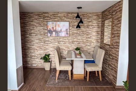 Sala de apartamento à venda com 2 quartos, 57m² em Jardim Carvalho, Porto Alegre