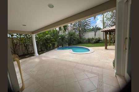 Casa de condomínio à venda com 450m², 4 quartos e 4 vagas Casa de condomínio à venda com 450m², 4 quartos e 4 vagasFoto 17