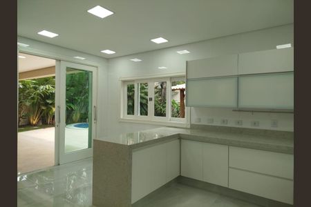 Casa de condomínio à venda com 450m², 4 quartos e 4 vagas Casa de condomínio à venda com 450m², 4 quartos e 4 vagasFoto 16