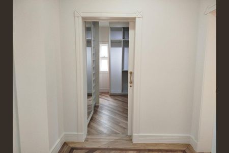 Casa de condomínio à venda com 450m², 4 quartos e 4 vagas Casa de condomínio à venda com 450m², 4 quartos e 4 vagasFoto 31