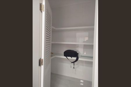 Casa de condomínio à venda com 450m², 4 quartos e 4 vagas Casa de condomínio à venda com 450m², 4 quartos e 4 vagasFoto 22