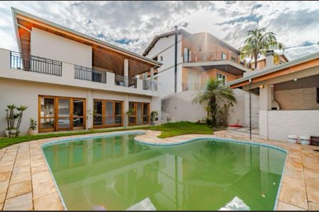 Casa de condomínio à venda com 430m², 4 quartos e 5 vagas Casa de condomínio à venda com 430m², 4 quartos e 5 vagasFoto 01
