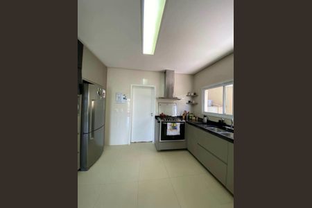 Casa de condomínio à venda com 270m², 4 quartos e 4 vagas Casa de condomínio à venda com 270m², 4 quartos e 4 vagasFoto 36