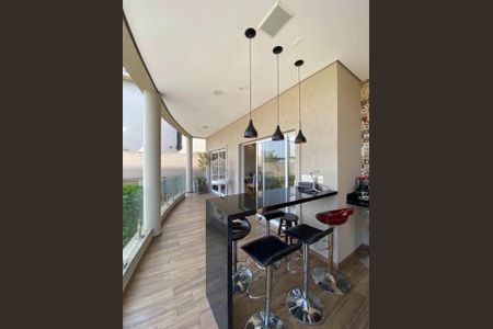Foto 04 de casa de condomínio à venda com 4 quartos, 270m² em Parque Sinai, Santana de Parnaíba