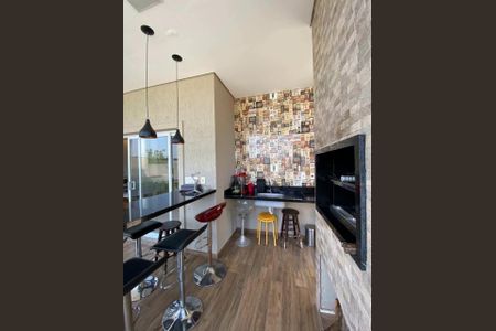 Foto 01 de casa de condomínio à venda com 4 quartos, 270m² em Parque Sinai, Santana de Parnaíba
