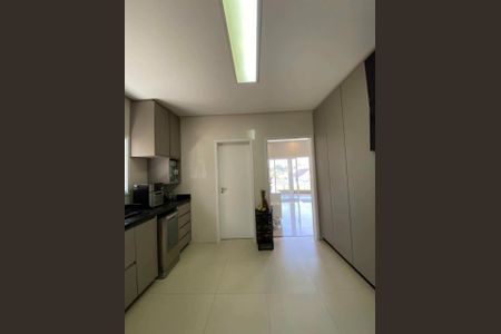 Casa de condomínio à venda com 270m², 4 quartos e 4 vagas Casa de condomínio à venda com 270m², 4 quartos e 4 vagasFoto 25
