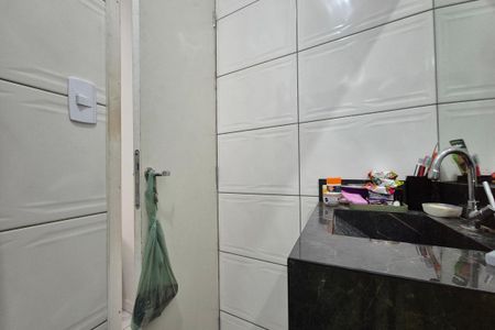 Casa à venda com 250m², 2 quartos e 2 vagasBanheiro da Suíte
