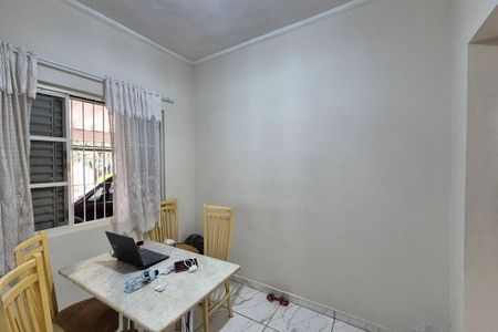 Casa à venda com 250m², 2 quartos e 2 vagasCopa 