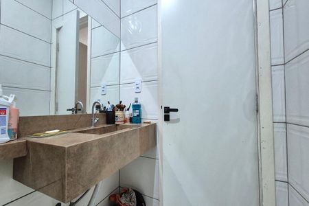 Banheiro de casa à venda com 2 quartos, 250m² em Jardim Nova Europa, Campinas