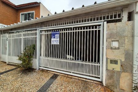 Casa à venda com 250m², 2 quartos e 2 vagasFachada do Prédio