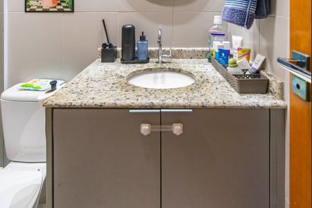 Apartamento à venda com 100m², 2 quartos e 1 vaga Apartamento à venda com 100m², 2 quartos e 1 vagaBanheiro