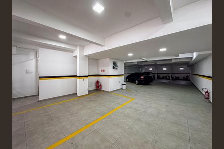 Apartamento à venda com 100m², 2 quartos e 1 vaga Apartamento à venda com 100m², 2 quartos e 1 vagaGaragem