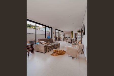 Foto 16 de casa de condomínio à venda com 3 quartos, 300m² em Parque Sinai, Santana de Parnaíba