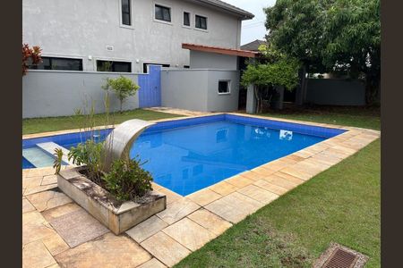 Casa de condomínio à venda com 728m², 4 quartos e 2 vagasFoto 01