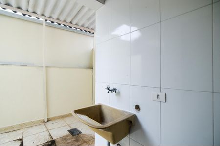 Casa à venda com 75m², 3 quartos e 2 vagasÁrea de Serviço