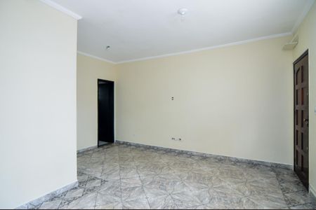 Casa à venda com 75m², 3 quartos e 2 vagasSala