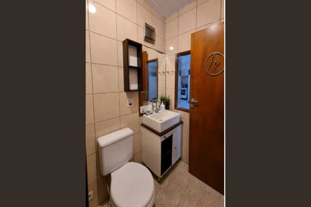 Casa para alugar com 70m², 3 quartos e 1 vaga Casa para alugar com 70m², 3 quartos e 1 vagaBanheiro