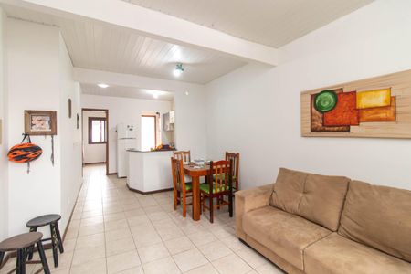 Sala de casa para alugar com 3 quartos, 70m² em Hípica, Porto Alegre