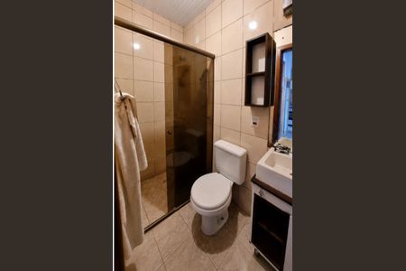Casa para alugar com 70m², 3 quartos e 1 vaga Casa para alugar com 70m², 3 quartos e 1 vagaBanheiro