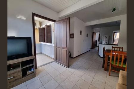 Sala de casa para alugar com 3 quartos, 70m² em Hípica, Porto Alegre