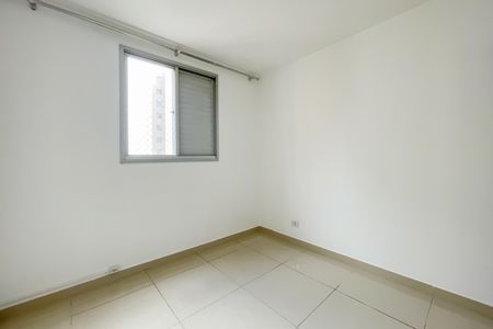 Quarto 2 de apartamento para alugar com 3 quartos, 67m² em Continental, Osasco