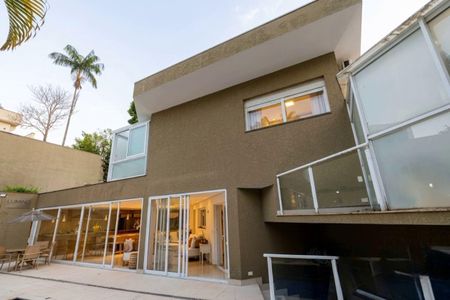 Casa de condomínio à venda com 540m², 5 quartos e 3 vagas Casa de condomínio à venda com 540m², 5 quartos e 3 vagasFoto 16