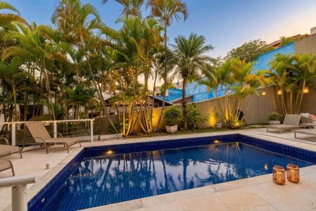 Casa de condomínio à venda com 540m², 5 quartos e 3 vagas Casa de condomínio à venda com 540m², 5 quartos e 3 vagasFoto 15