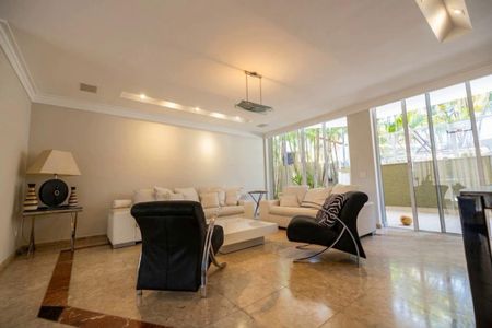 Casa de condomínio à venda com 540m², 5 quartos e 3 vagas Casa de condomínio à venda com 540m², 5 quartos e 3 vagasFoto 25