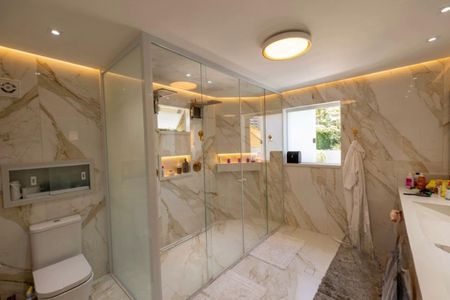 Casa de condomínio à venda com 540m², 5 quartos e 3 vagas Casa de condomínio à venda com 540m², 5 quartos e 3 vagasFoto 30