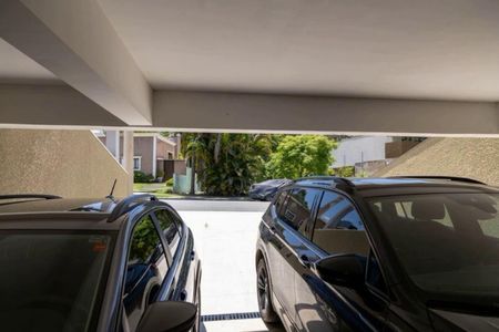 Casa de condomínio à venda com 540m², 5 quartos e 3 vagas Casa de condomínio à venda com 540m², 5 quartos e 3 vagasFoto 35