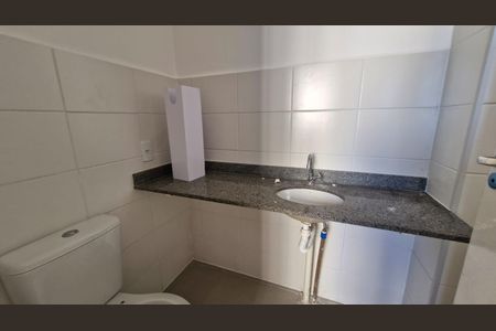 Banheiro de apartamento à venda com 3 quartos, 68m² em Palmeiras, Belo Horizonte