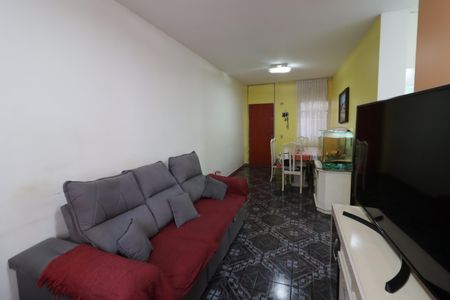 Apartamento à venda com 83m², 3 quartos e 1 vagaSala