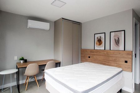 Studio - Quarto de apartamento à venda com 1 quarto, 61m² em Auxiliadora, Porto Alegre