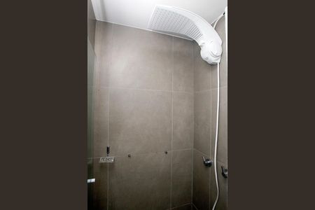 Banheiro de apartamento à venda com 1 quarto, 61m² em Auxiliadora, Porto Alegre
