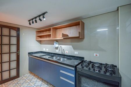 Casa à venda com 136m², 2 quartos e 2 vagas Casa à venda com 136m², 2 quartos e 2 vagasCozinha
