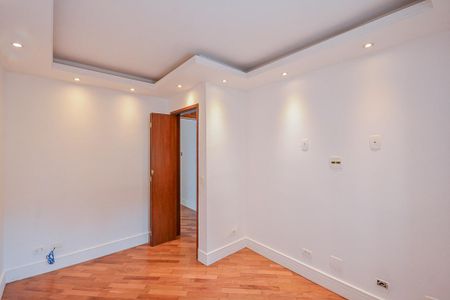 Quarto 1 de casa à venda com 2 quartos, 136m² em Vila Campo Grande, São Paulo