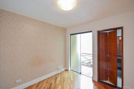 Casa à venda com 136m², 2 quartos e 2 vagas Casa à venda com 136m², 2 quartos e 2 vagasSuite